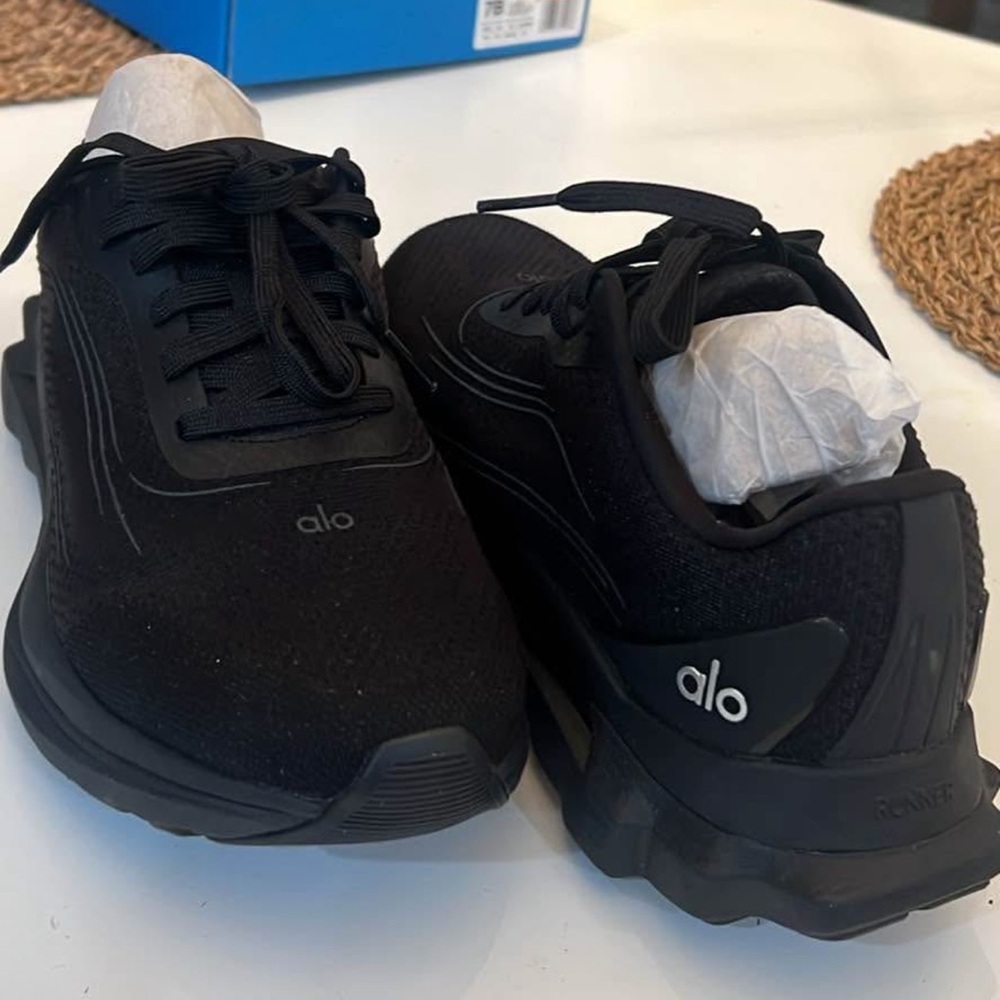 Alo Black Sneakers